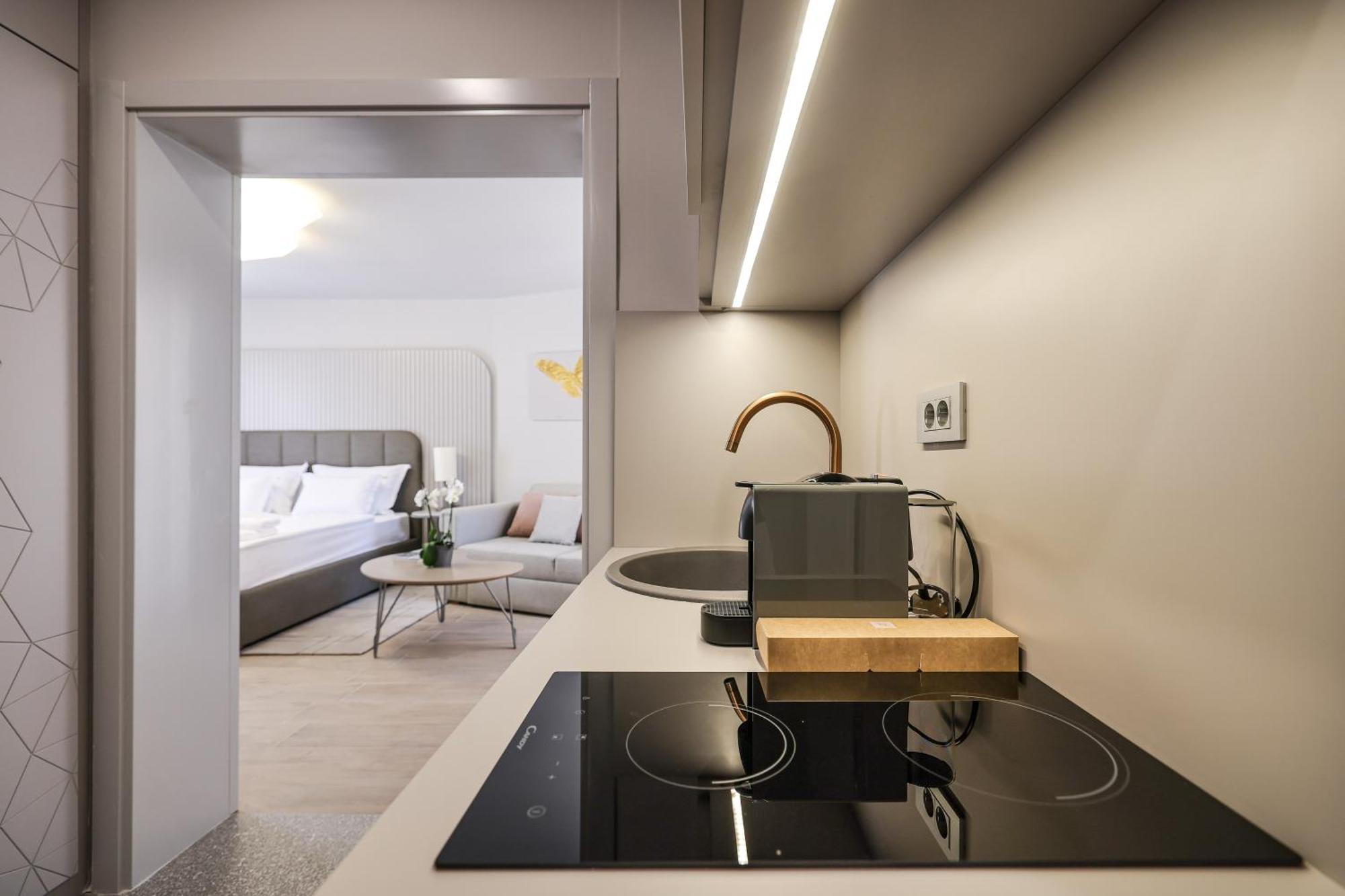 Arsenal Lofts Lägenhet Zadar Exteriör bild