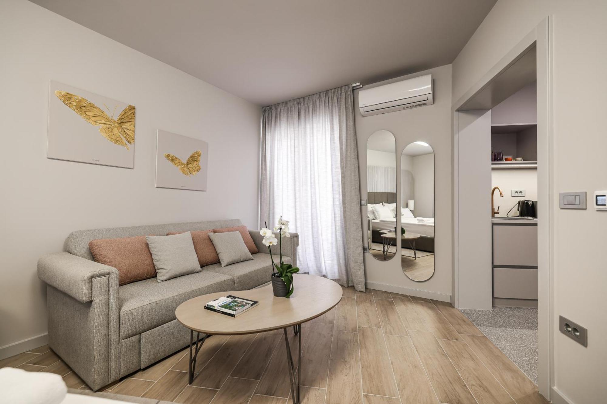 Arsenal Lofts Lägenhet Zadar Exteriör bild