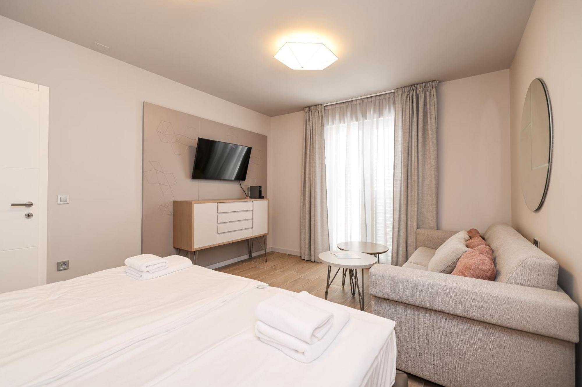 Arsenal Lofts Lägenhet Zadar Exteriör bild