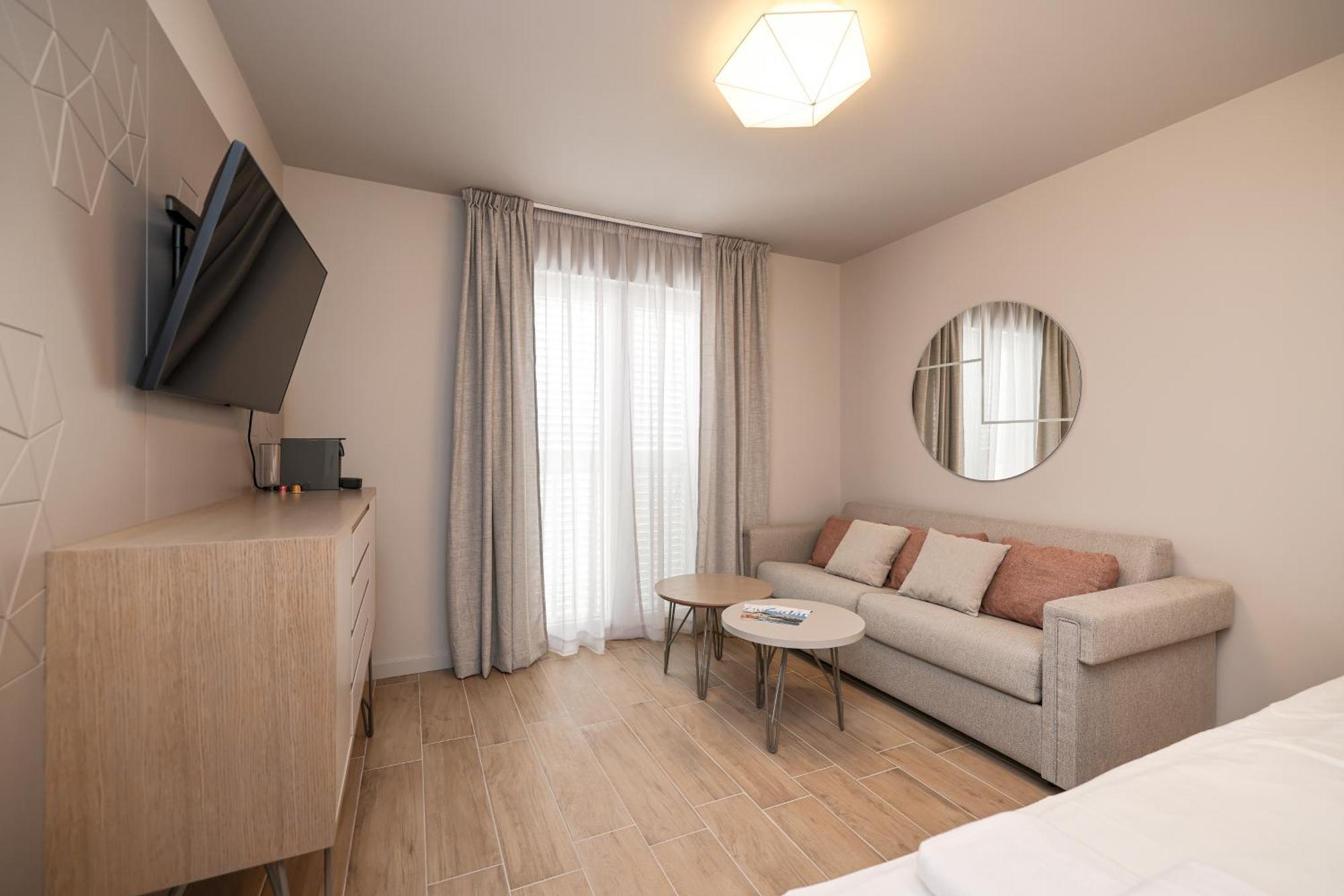 Arsenal Lofts Lägenhet Zadar Exteriör bild